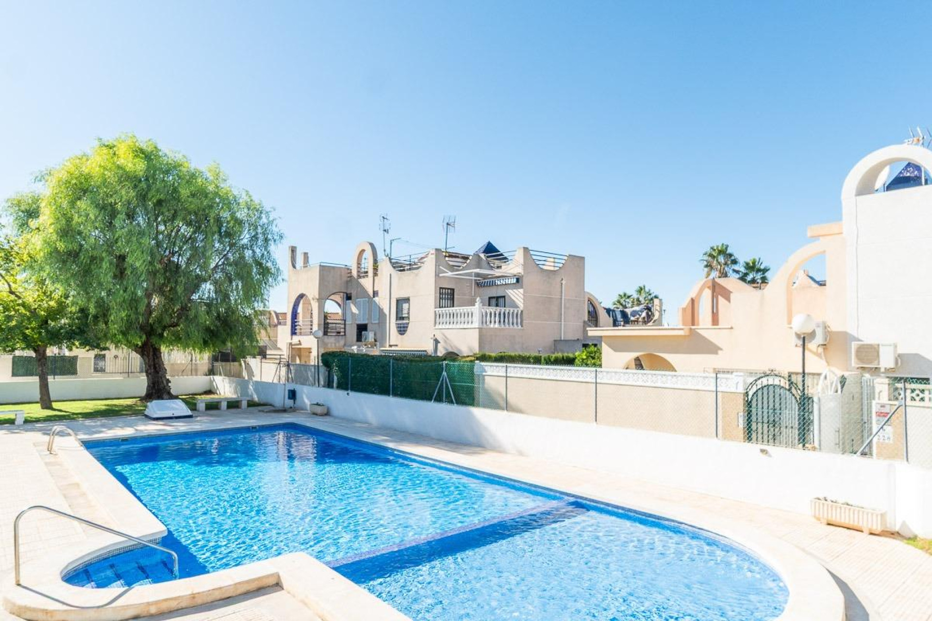 Reventa - 2. Chalet adosado - Torrevieja - Costa Blanca Sur