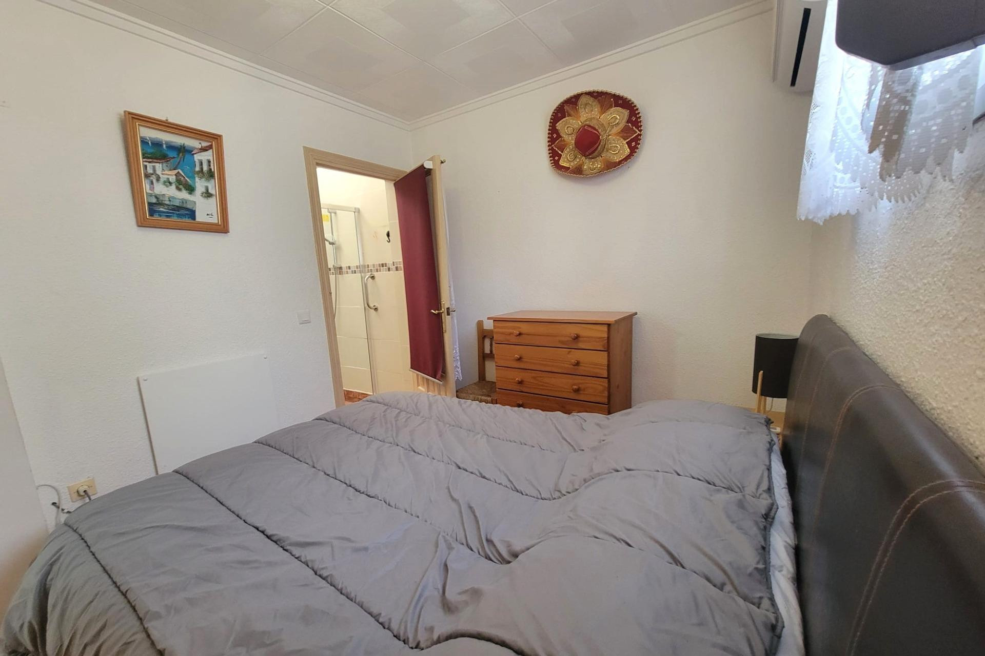 Reventa - 2. Chalet adosado - Torrevieja - La Siesta - El Salado - Torreta