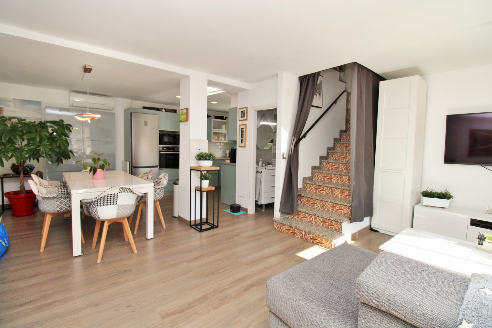 Reventa - 2. Chalet adosado - Villamartin - Costa Blanca Sur