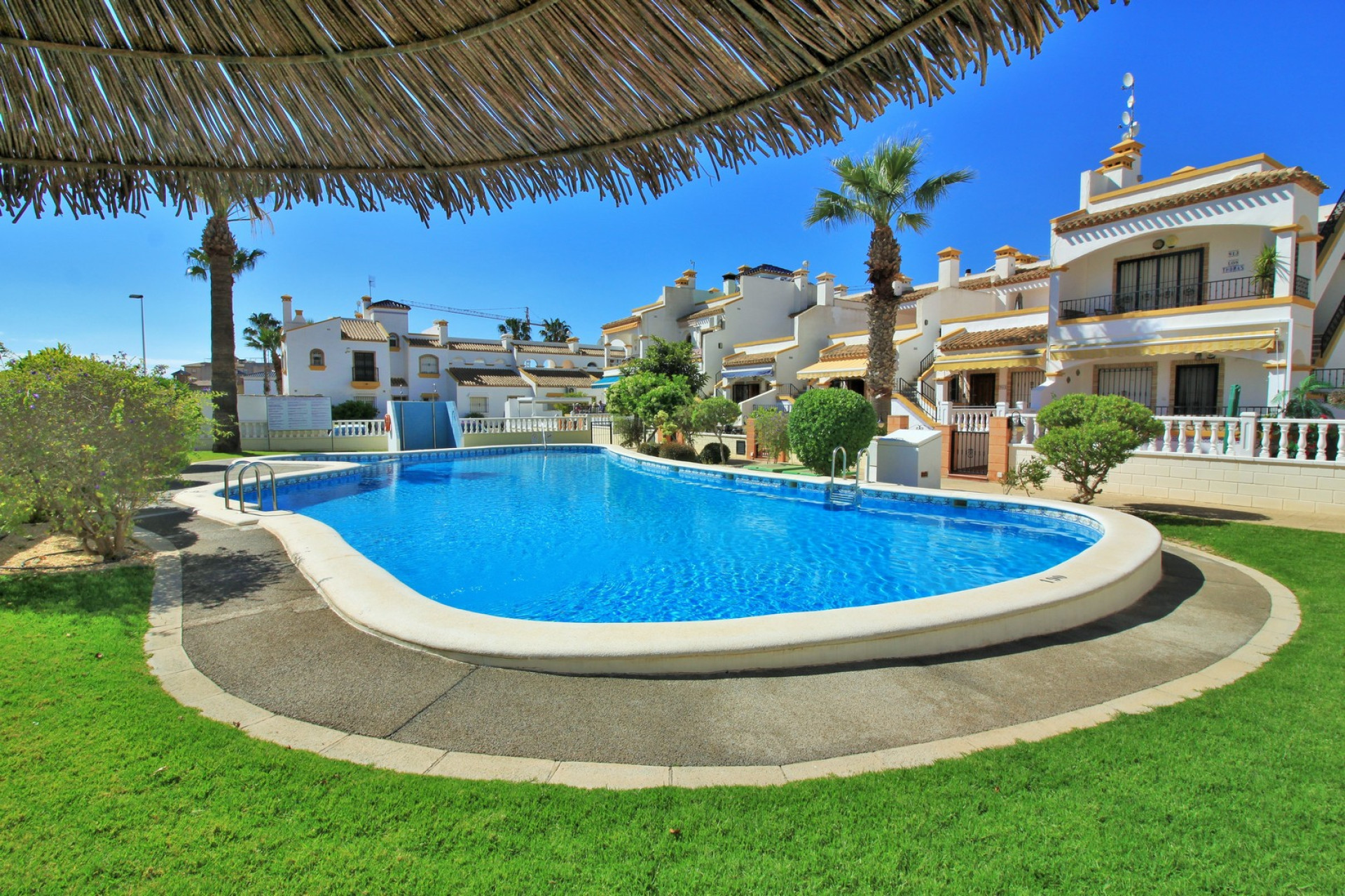 Reventa - 2. Chalet adosado - Villamartin - Costa Blanca Sur