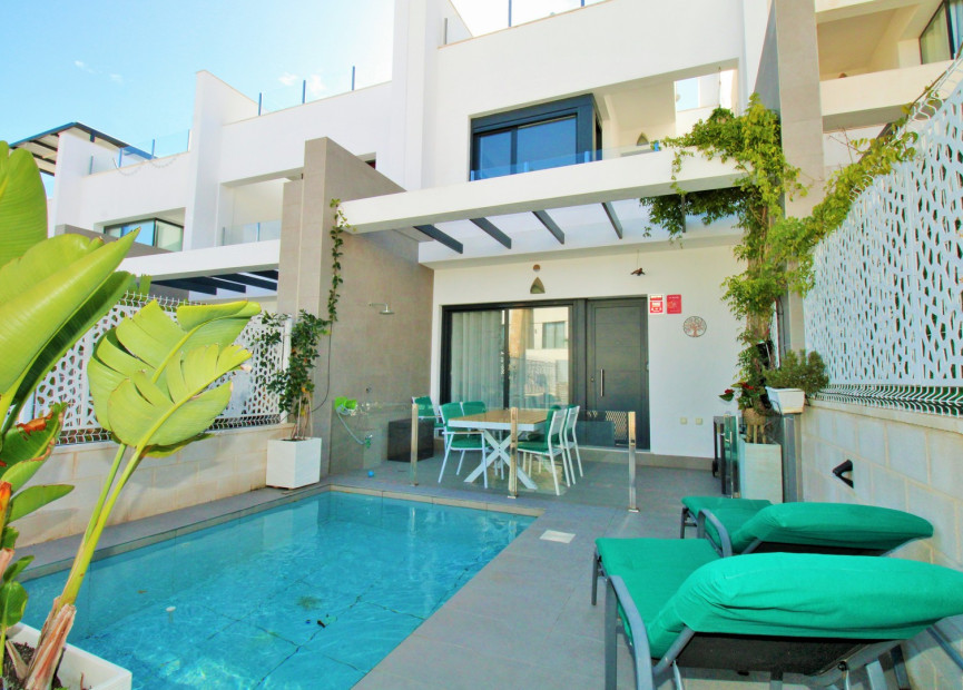 Reventa - 2. Chalet adosado - Villamartin - Costa Blanca Sur