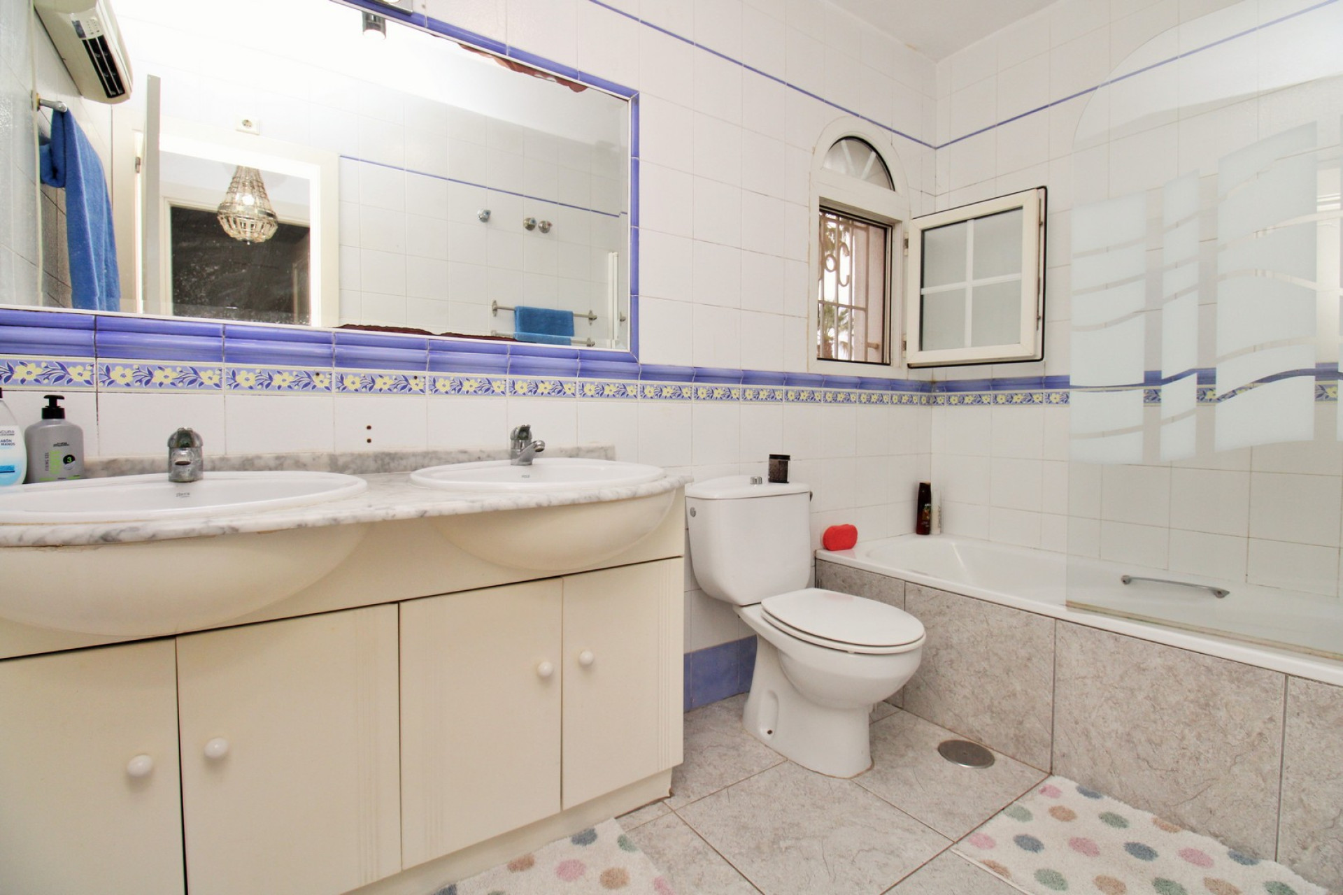 Reventa - 2. Chalet adosado - Villamartin - Costa Blanca Sur