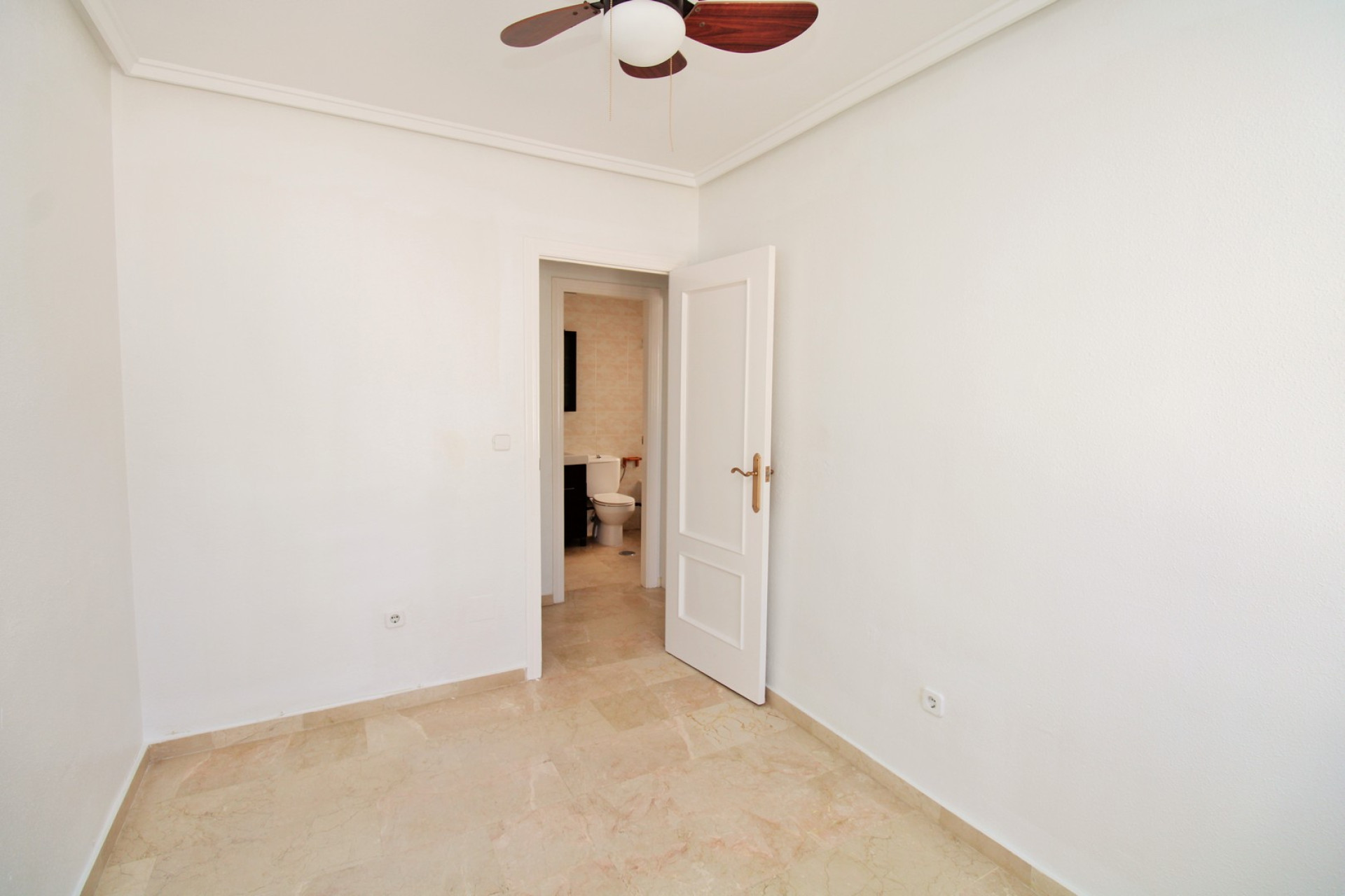 Reventa - 2. Chalet adosado - Villamartin - Costa Blanca Sur