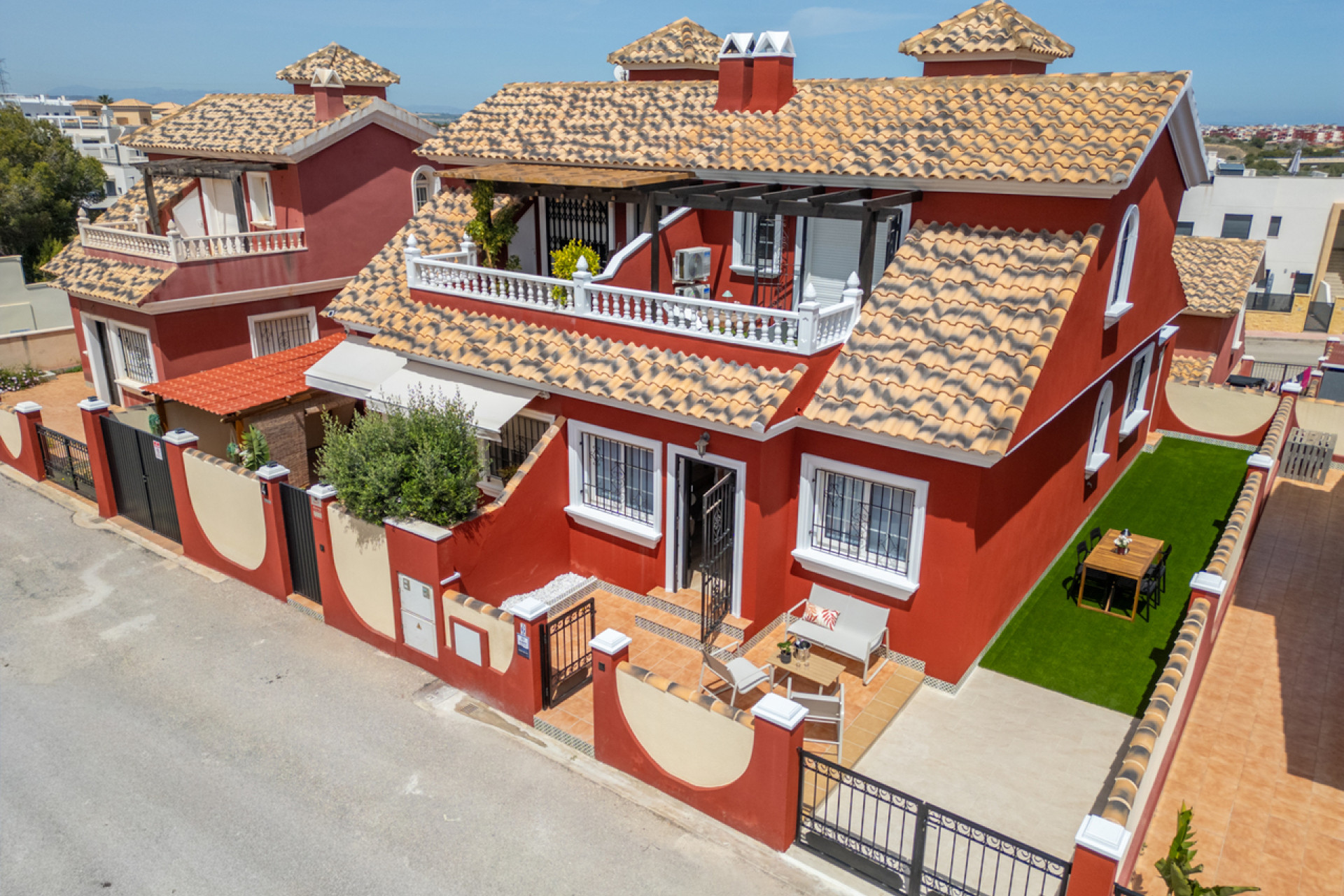 Reventa - 2. Chalet adosado - Villamartin - Costa Blanca Sur
