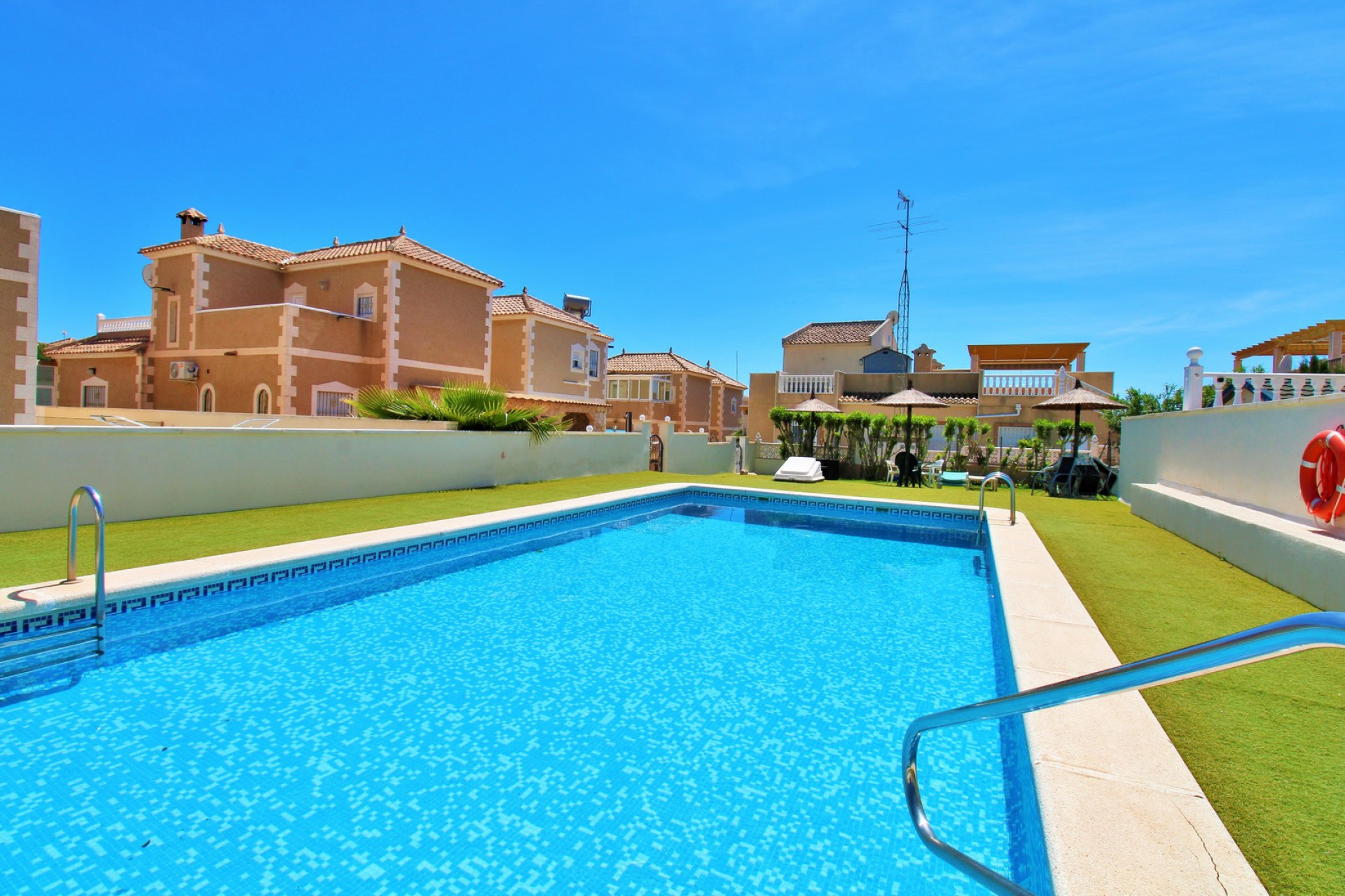 Reventa - 2. Chalet adosado - Villamartin - Costa Blanca Sur