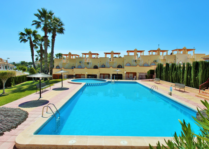 Reventa - 2. Chalet adosado - Villamartin - Costa Blanca Sur