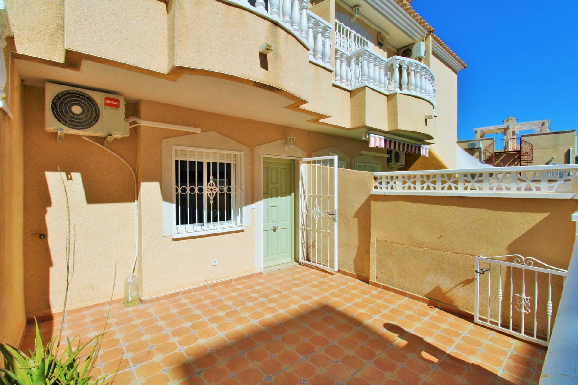 Reventa - 2. Chalet adosado - Villamartin - Costa Blanca Sur