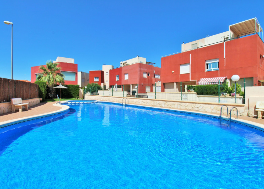 Reventa - 2. Chalet adosado - Villamartin - Costa Blanca Sur