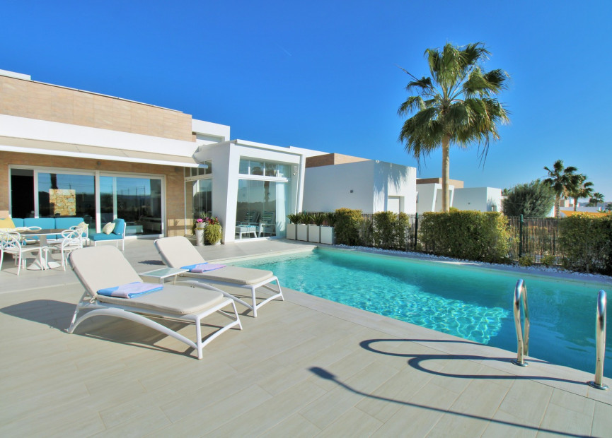 Reventa - 3. Casa indepiende - Algorfa - Costa Blanca Sur