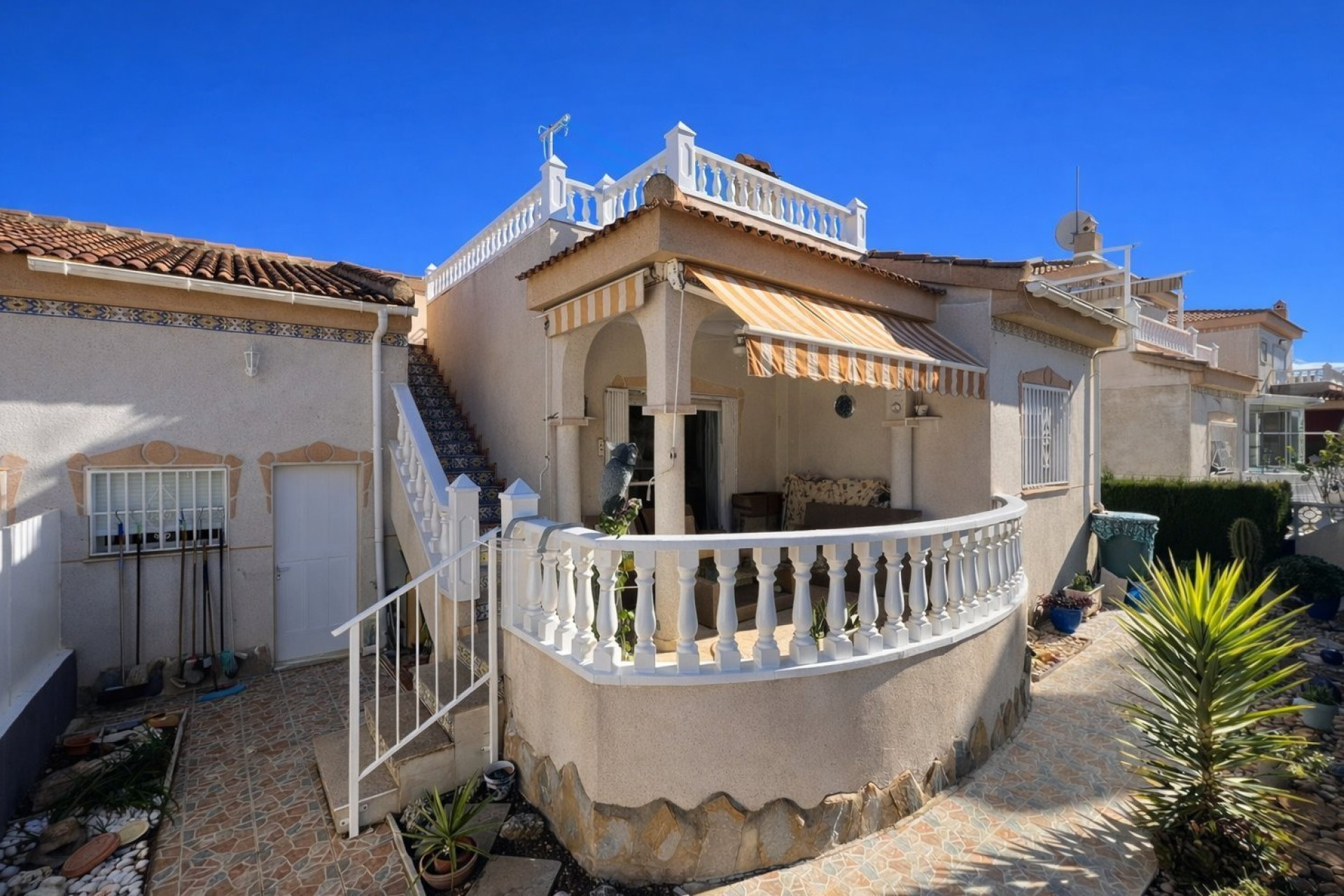 Reventa - 3. Casa indepiende - Algorfa - Costa Blanca Sur