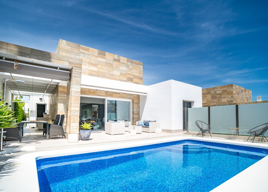 Reventa - 3. Casa indepiende - Algorfa - Costa Blanca Sur