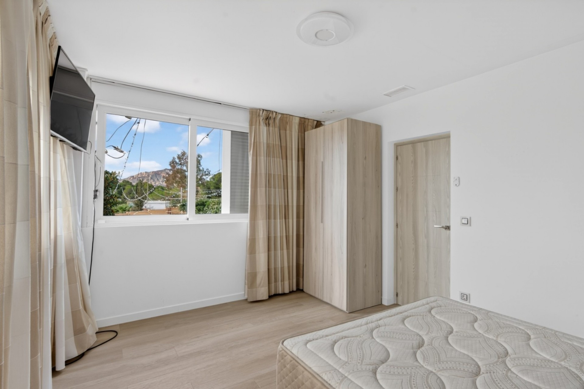 Reventa - 3. Casa indepiende - Alicante - Costa Blanca Norte 