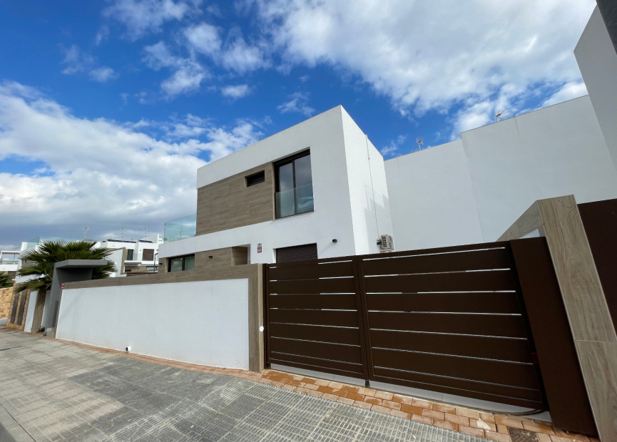 Reventa - 3. Casa indepiende - Benijófar - Costa Blanca Sur