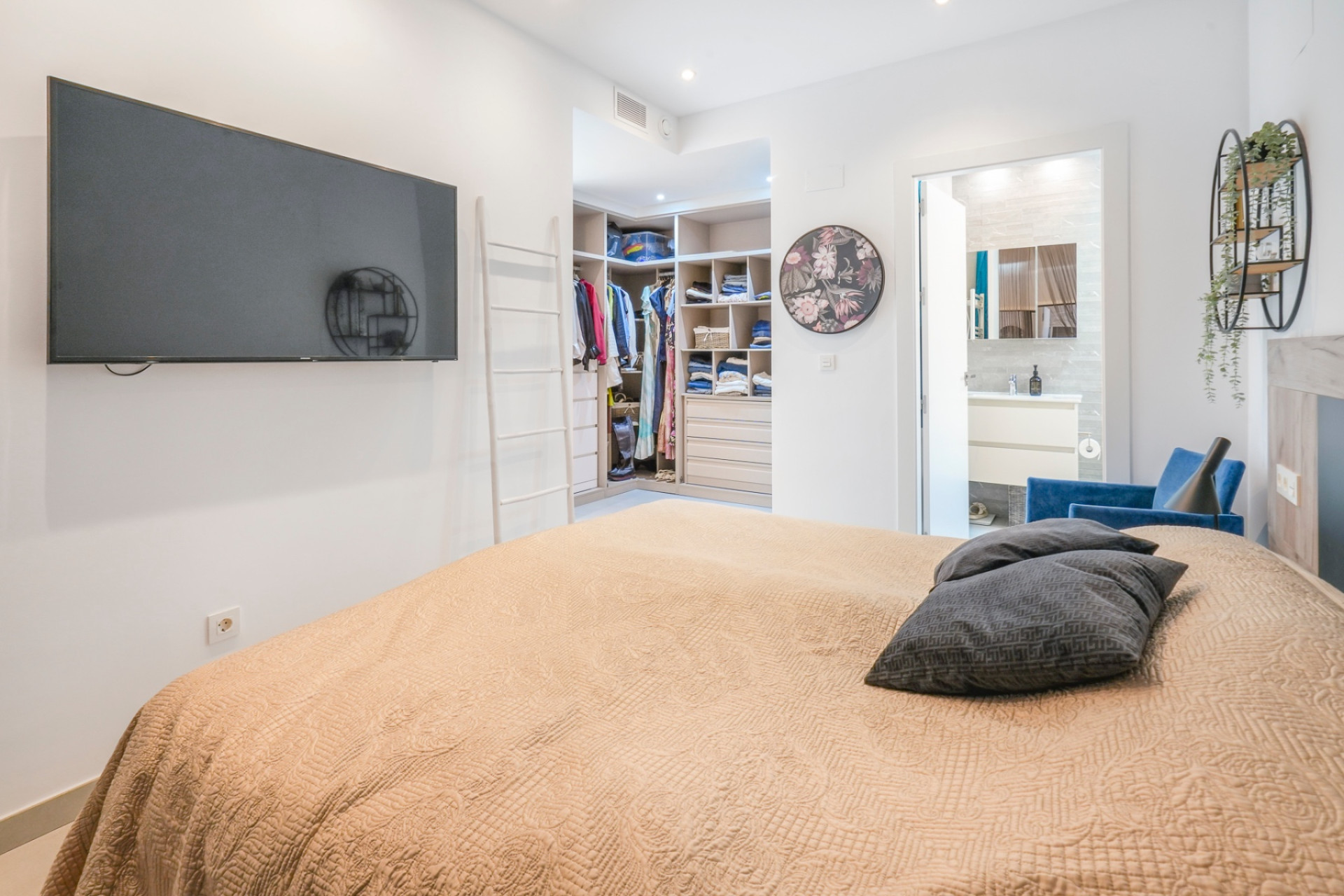 Reventa - 3. Casa indepiende - Benijófar - Costa Blanca Sur