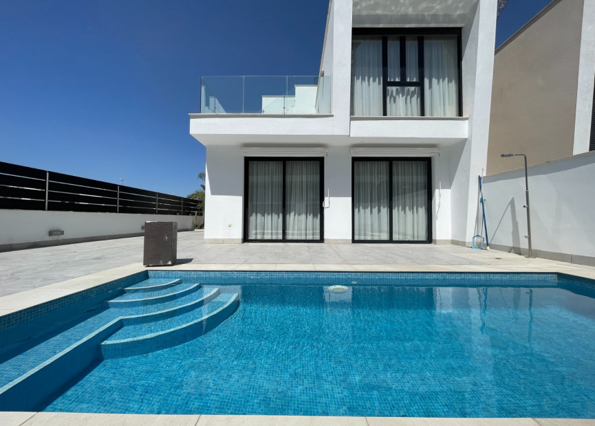 Reventa - 3. Casa indepiende - Benijófar - Costa Blanca Sur