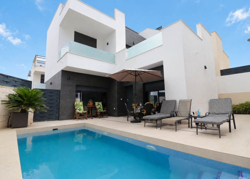 Reventa - 3. Casa indepiende - Benijófar - Costa Blanca Sur