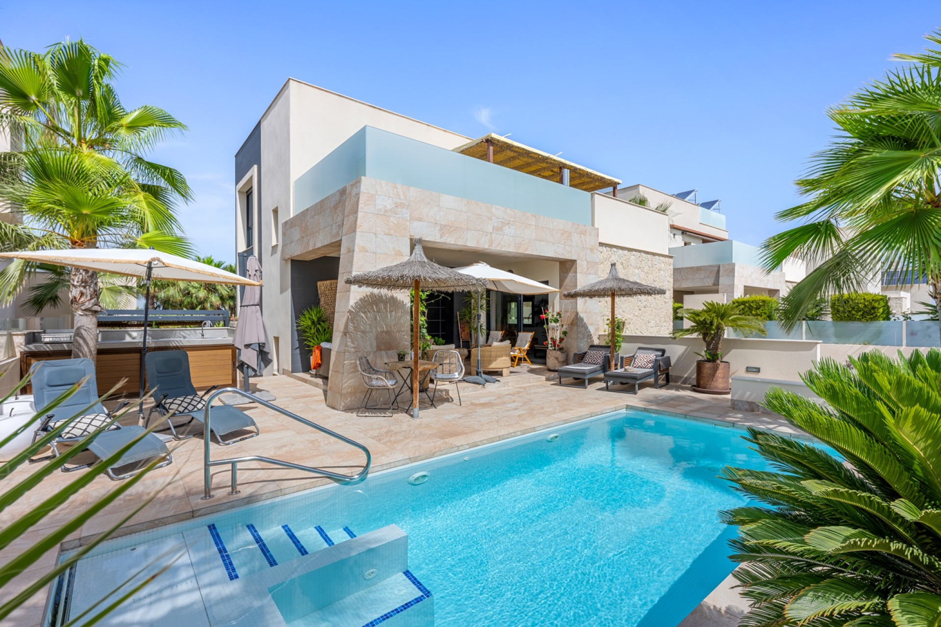 Reventa - 3. Casa indepiende - Benijófar - Costa Blanca Sur