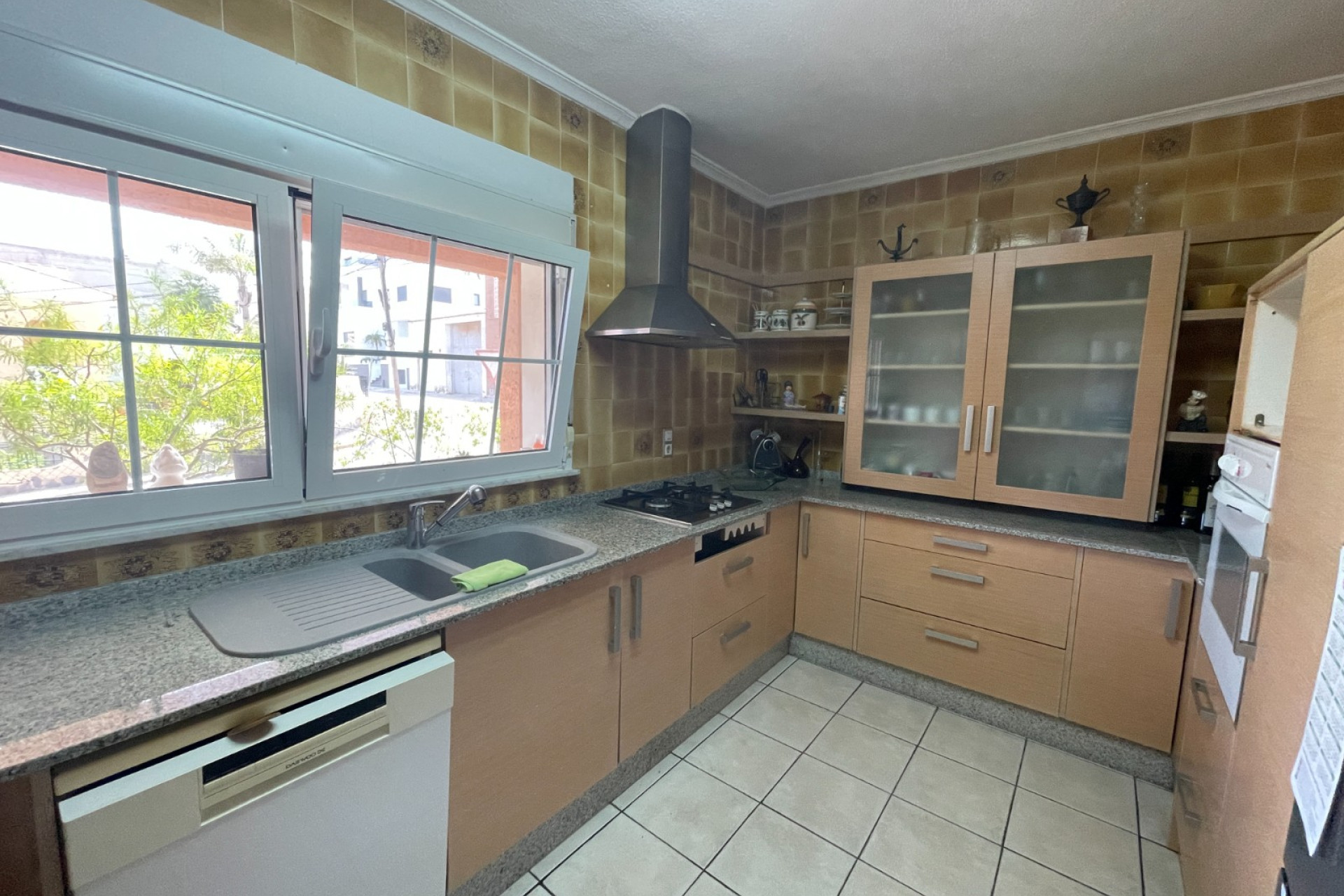 Reventa - 3. Casa indepiende - Benijófar - pueblo