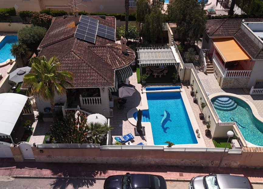 Reventa - 3. Casa indepiende - Benimar - Costa Blanca Sur