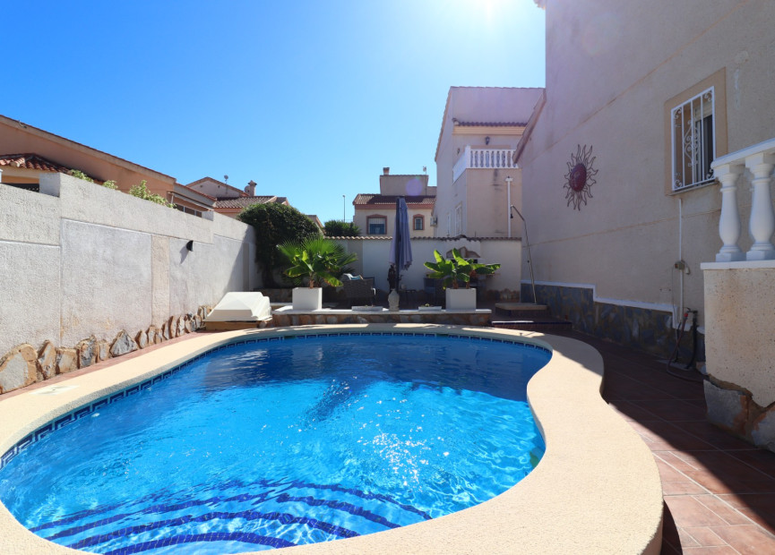Reventa - 3. Casa indepiende - Benimar - Costa Blanca Sur