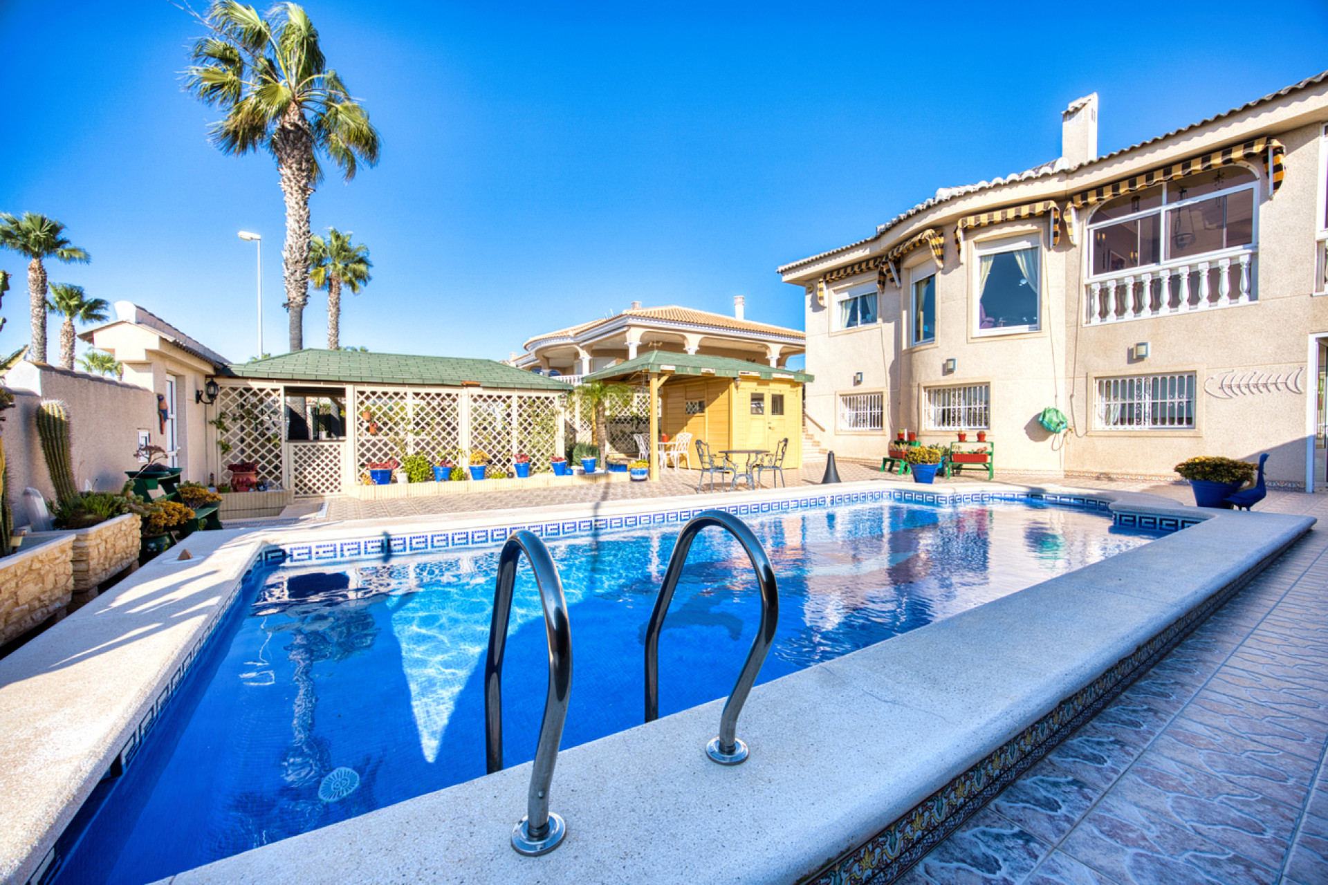 Reventa - 3. Casa indepiende - Benimar - Costa Blanca Sur