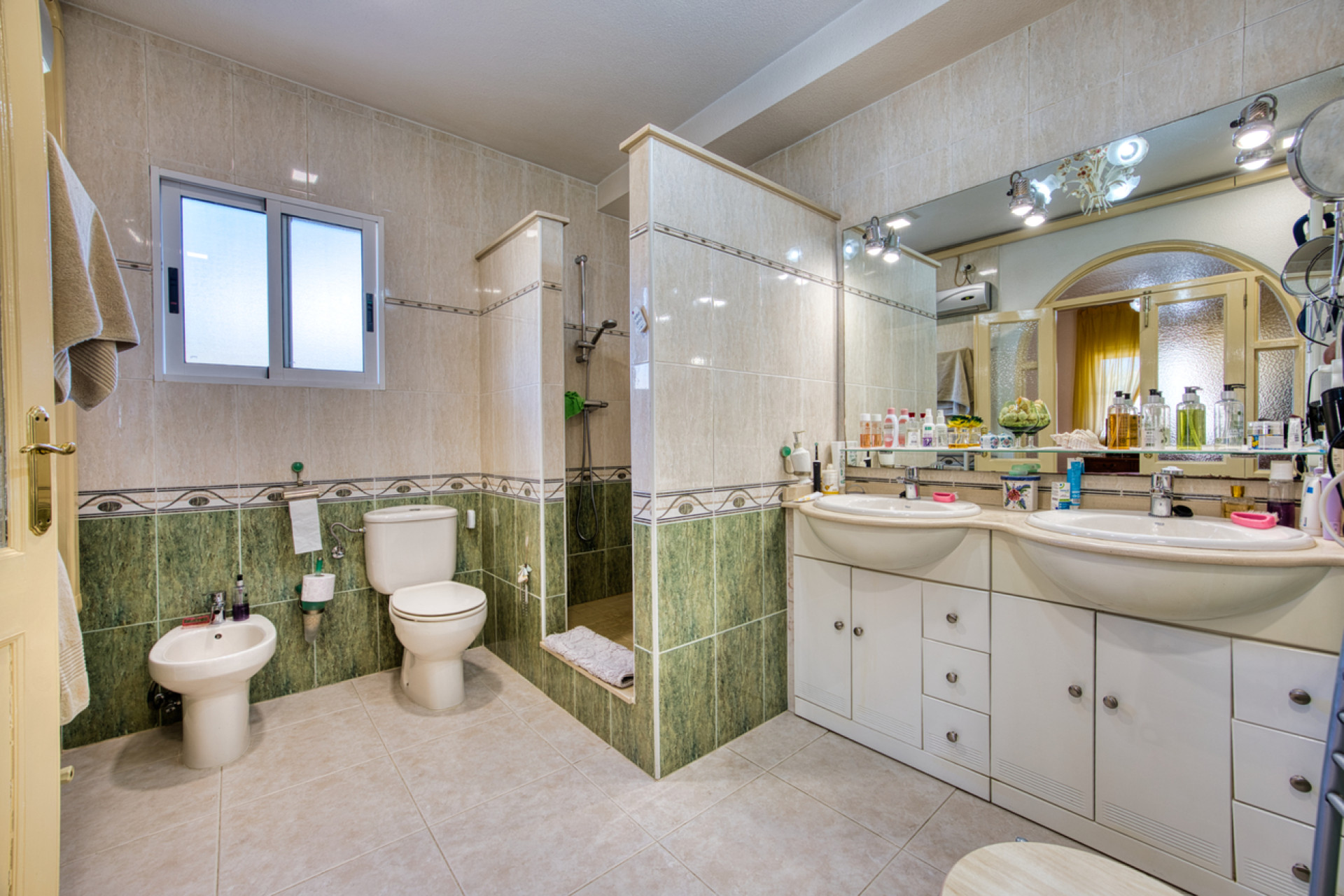 Reventa - 3. Casa indepiende - Benimar - Costa Blanca Sur