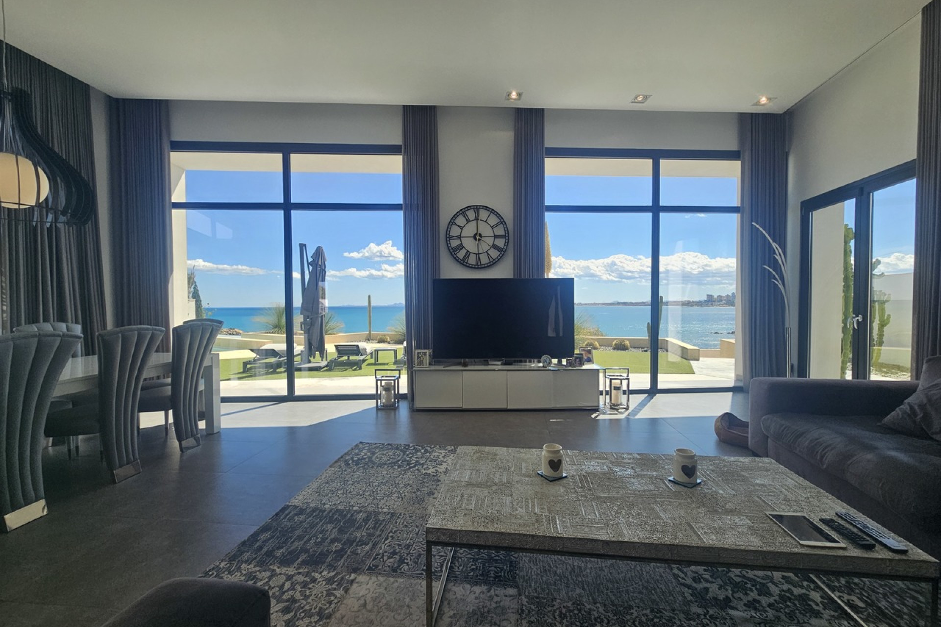 Reventa - 3. Casa indepiende - Cabo Roig - Costa Blanca Sur