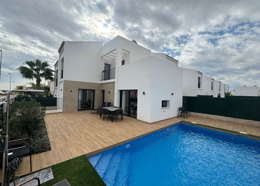 Reventa - 3. Casa indepiende - Ciudad Quesada - Costa Blanca Sur