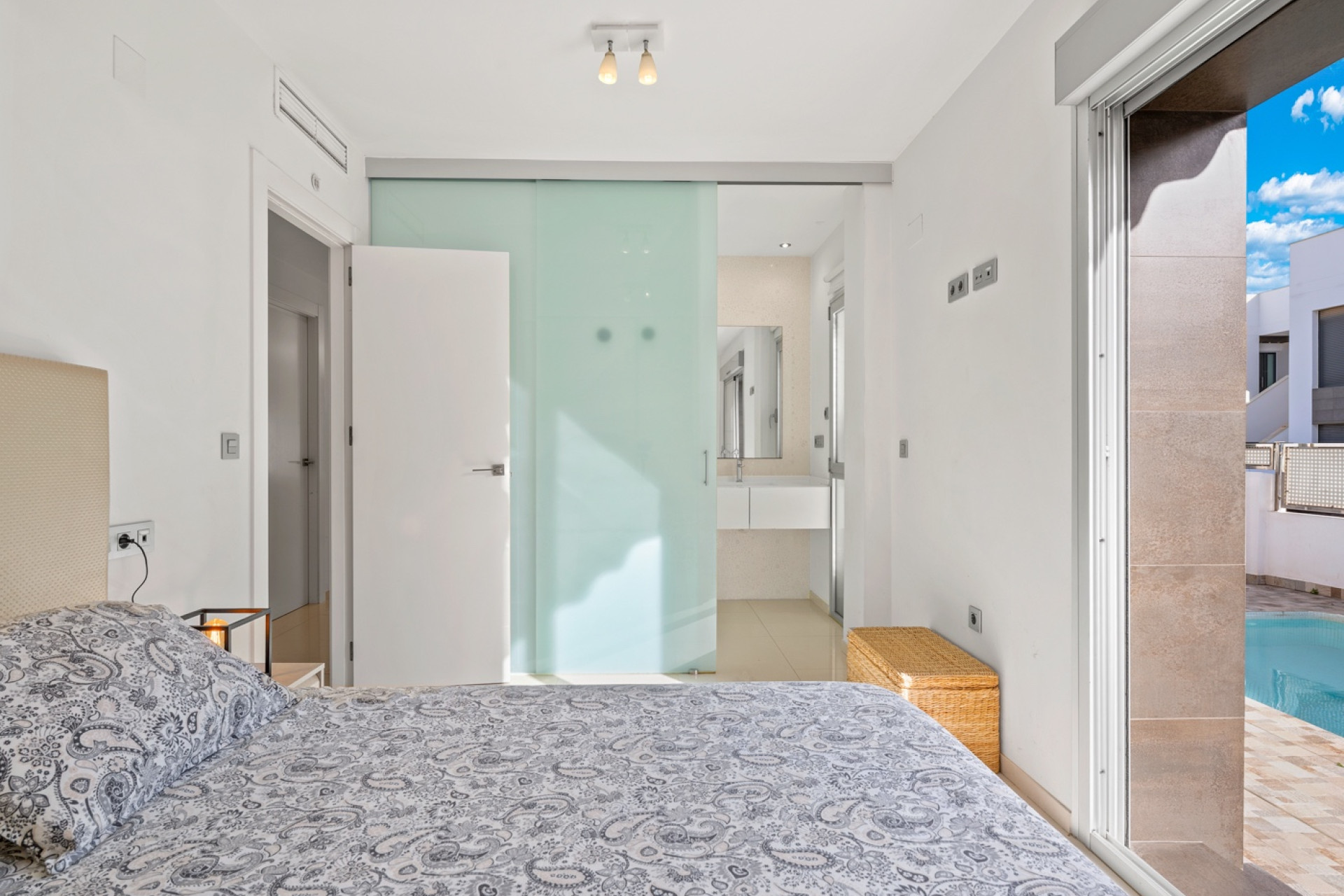 Reventa - 3. Casa indepiende - Ciudad Quesada - La Laguna