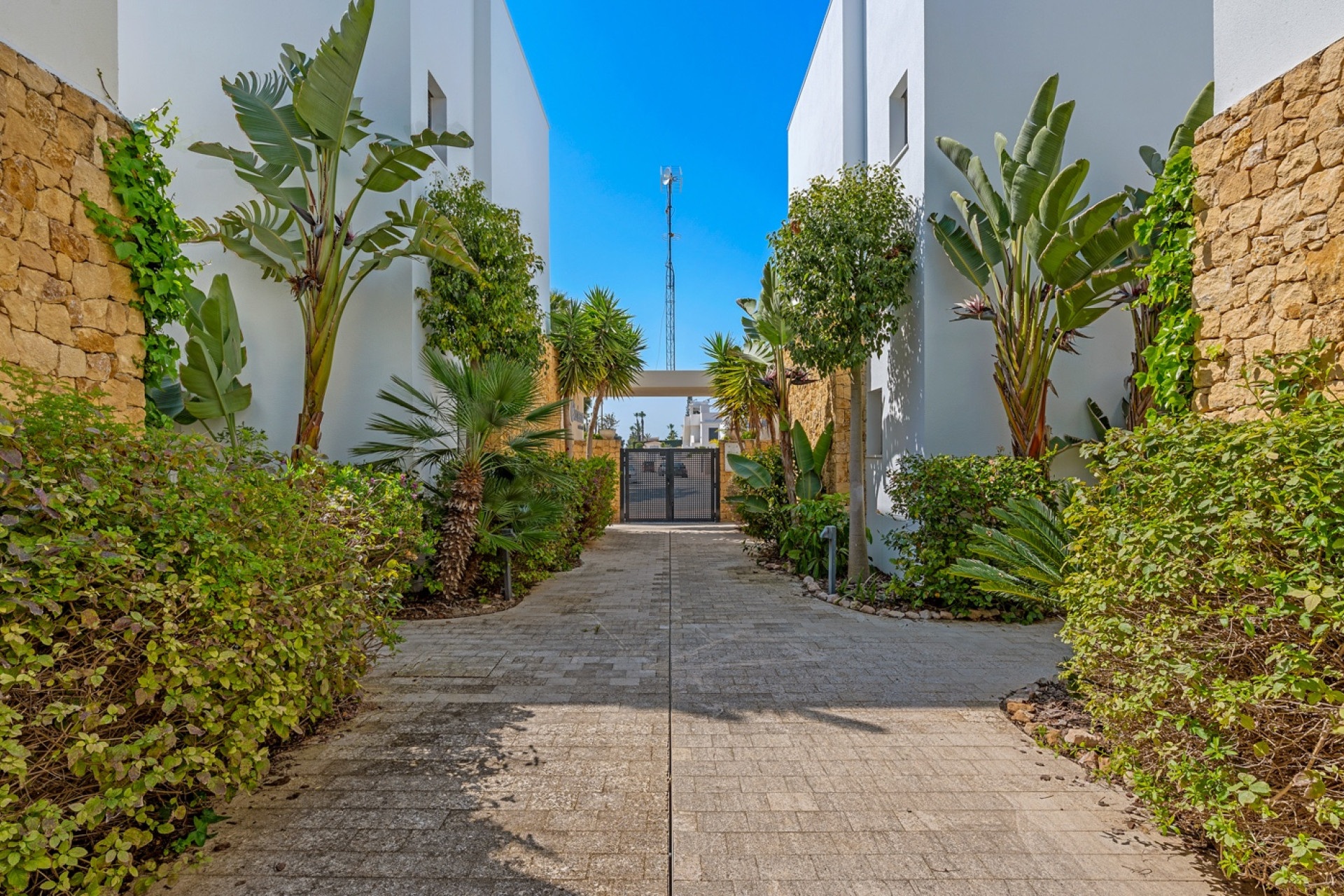 Reventa - 3. Casa indepiende - Ciudad Quesada - La Laguna