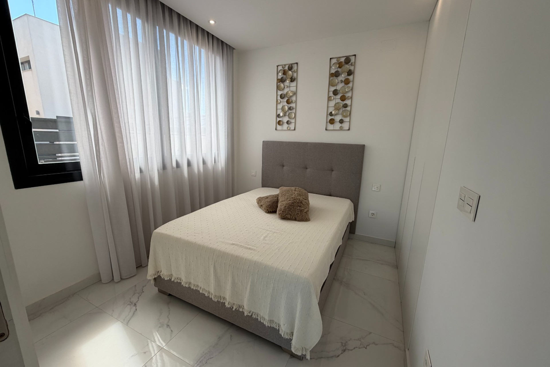 Reventa - 3. Casa indepiende - Ciudad Quesada - La Laguna