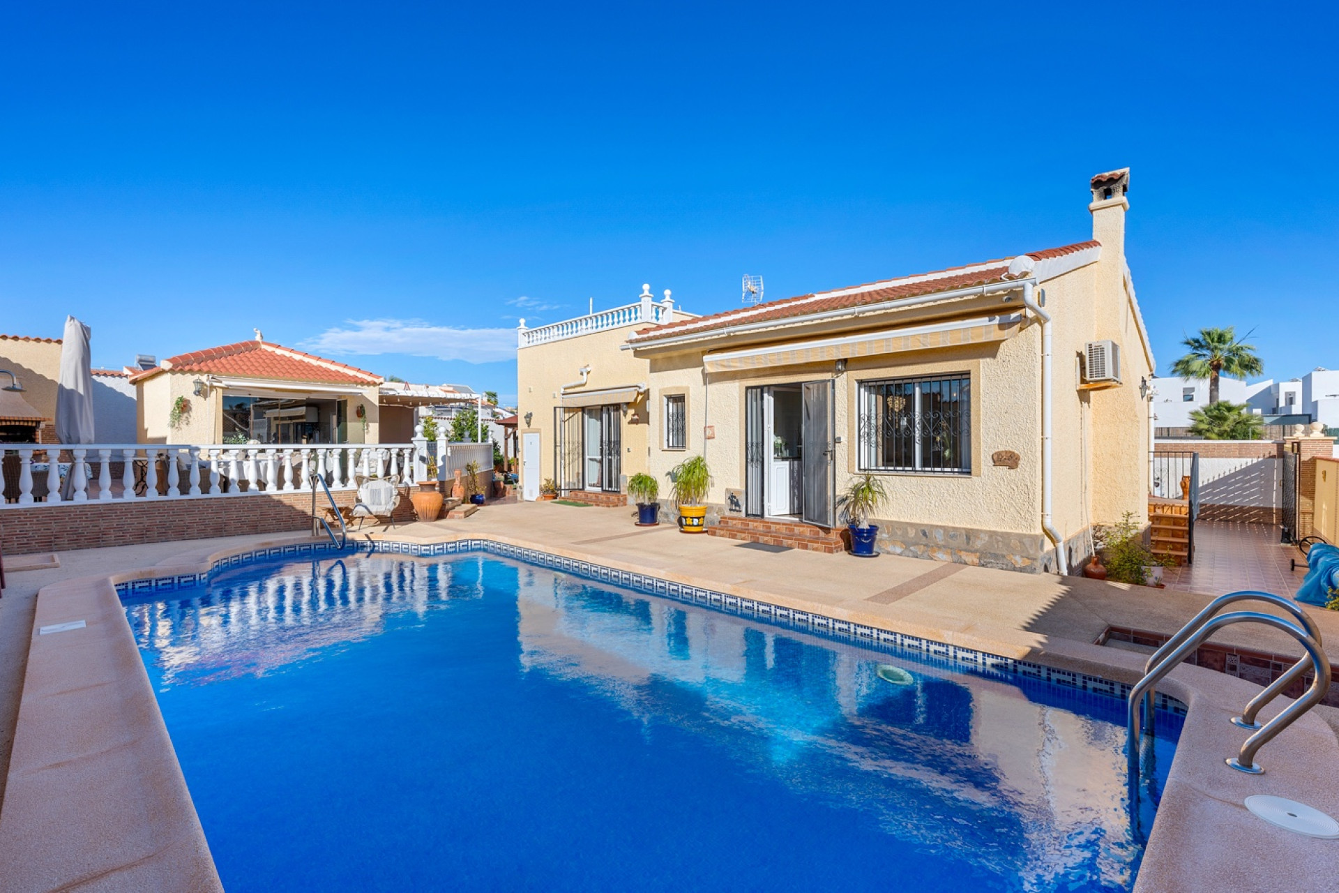 Reventa - 3. Casa indepiende - Ciudad Quesada - Pueblo Bravo