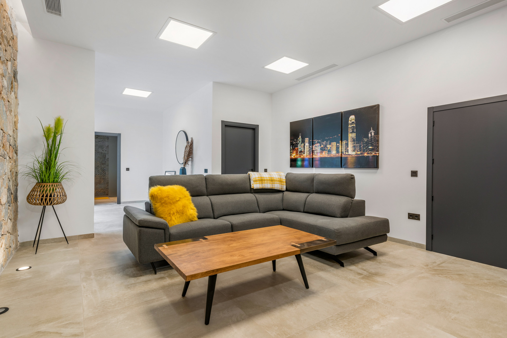 Reventa - 3. Casa indepiende - Ciudad Quesada - Pueblo Lucero