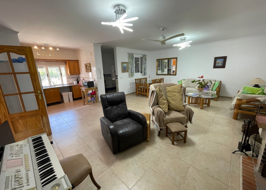 Reventa - 3. Casa indepiende - Daya Nueva - Costa Blanca Sur