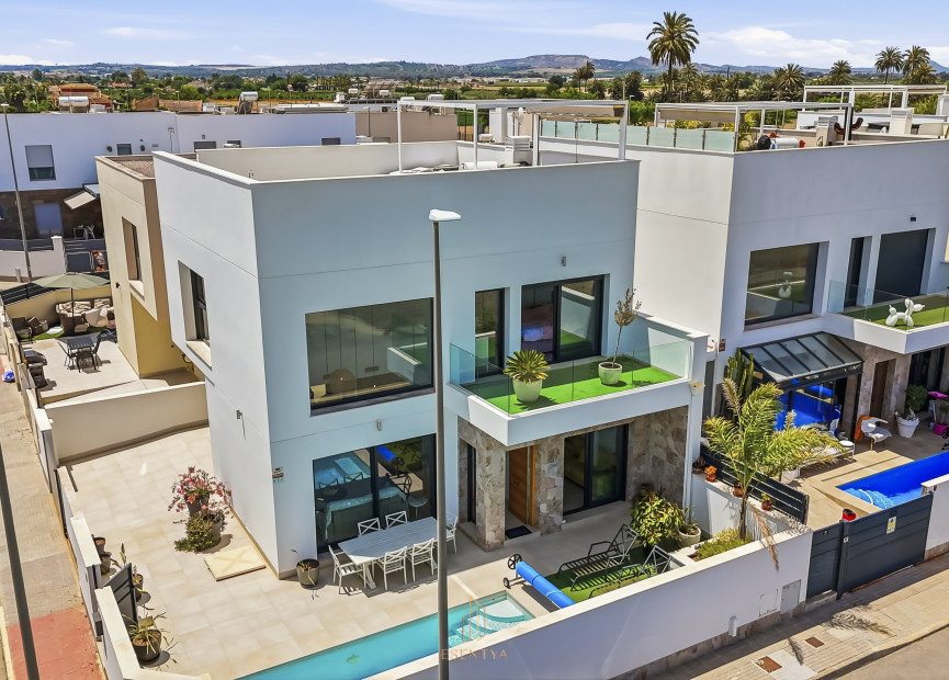 Reventa - 3. Casa indepiende - Daya Vieja