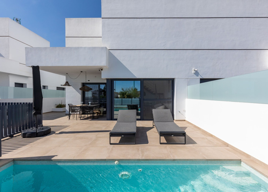 Reventa - 3. Casa indepiende - Dolores - Costa Blanca Sur