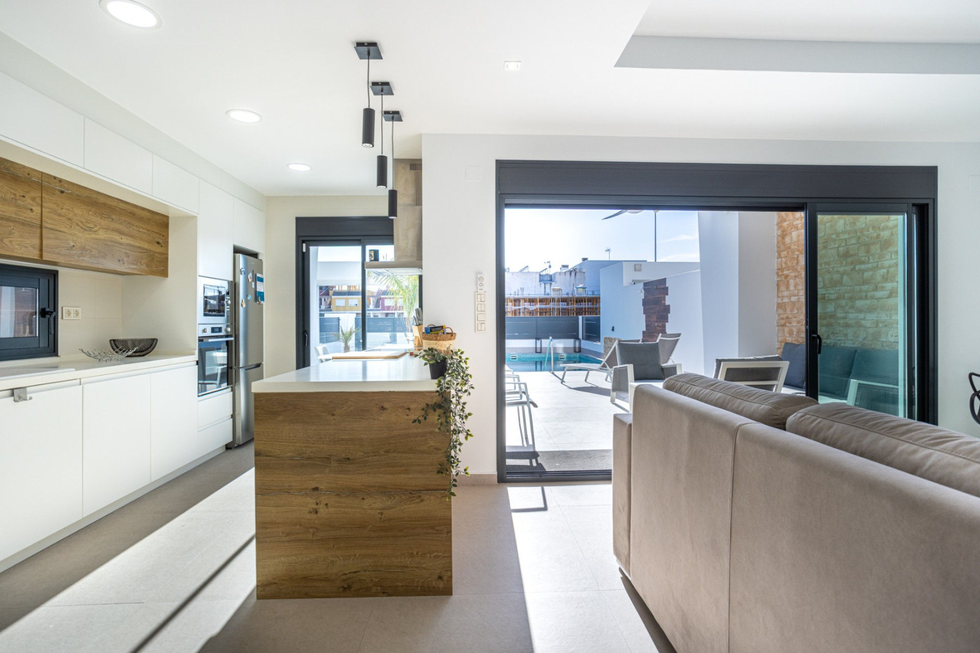 Reventa - 3. Casa indepiende - Dolores - Costa Blanca Sur