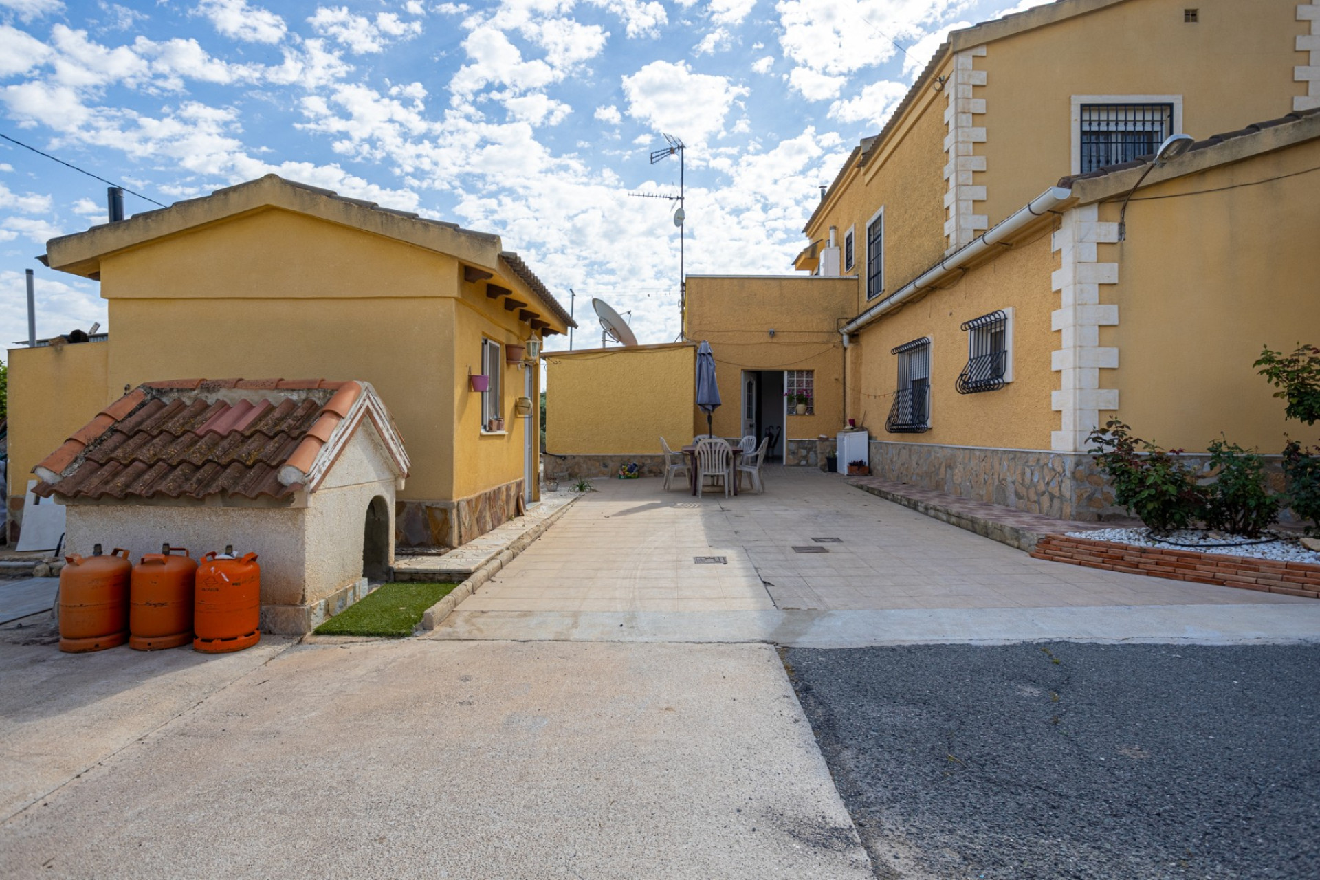 Reventa - 3. Casa indepiende - Elche - La Hoya
