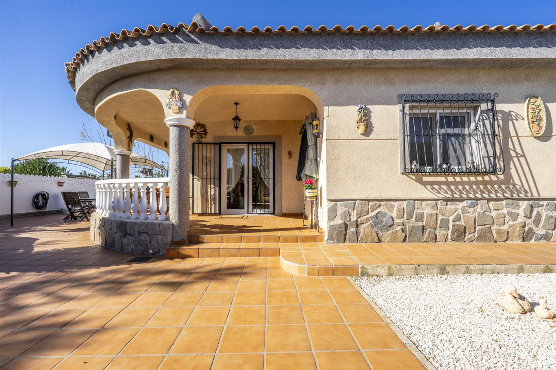 Reventa - 3. Casa indepiende - Gea y Truyols - Costa Calida