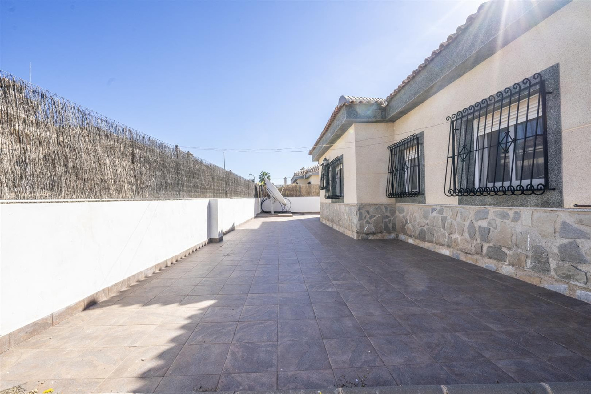 Reventa - 3. Casa indepiende - Gea y Truyols - Costa Calida