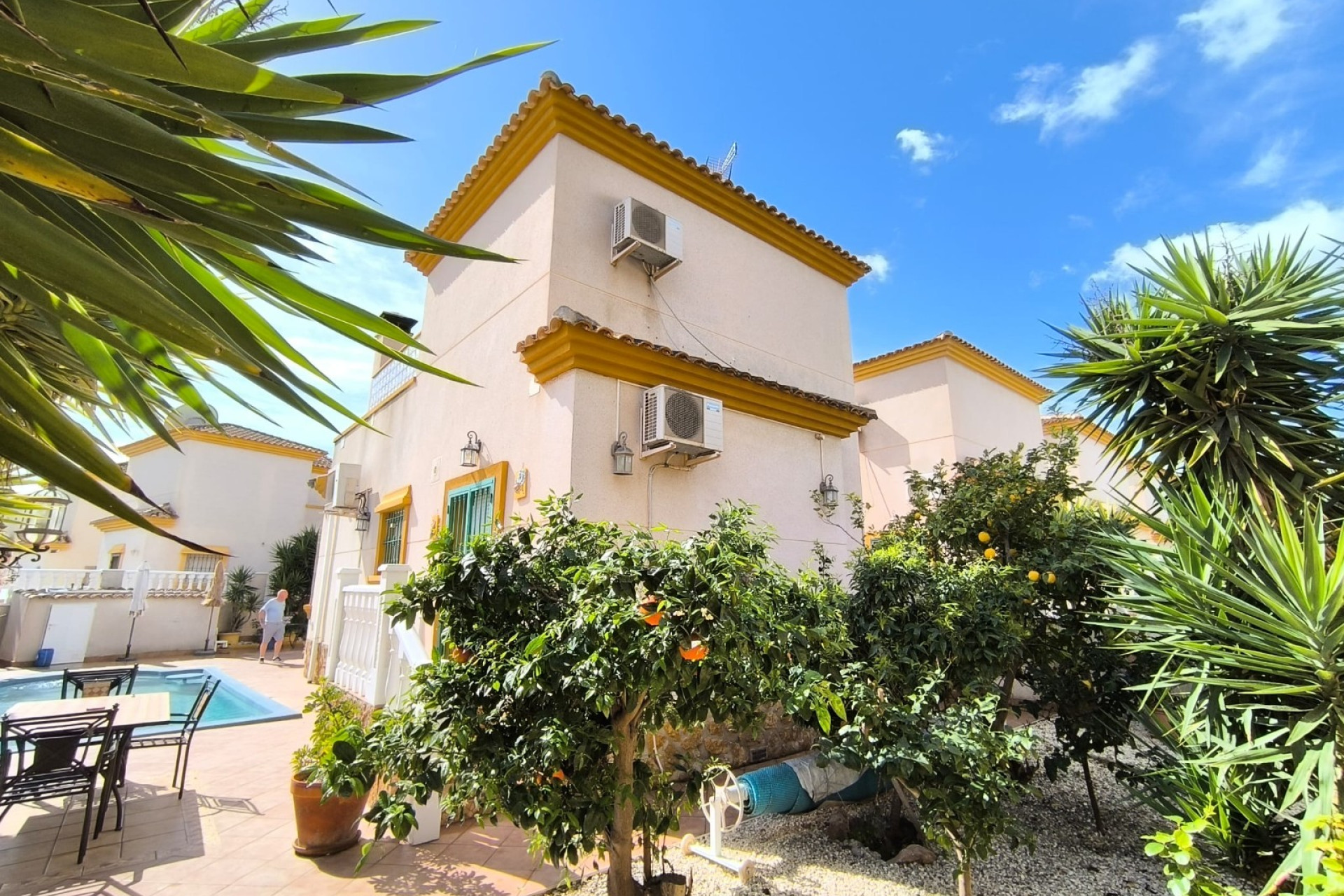 Reventa - 3. Casa indepiende - Guardamar del Segura - Costa Blanca Sur