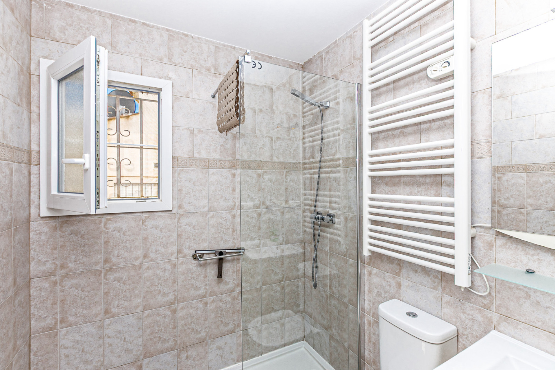 Reventa - 3. Casa indepiende - La Marina - Costa Blanca Sur