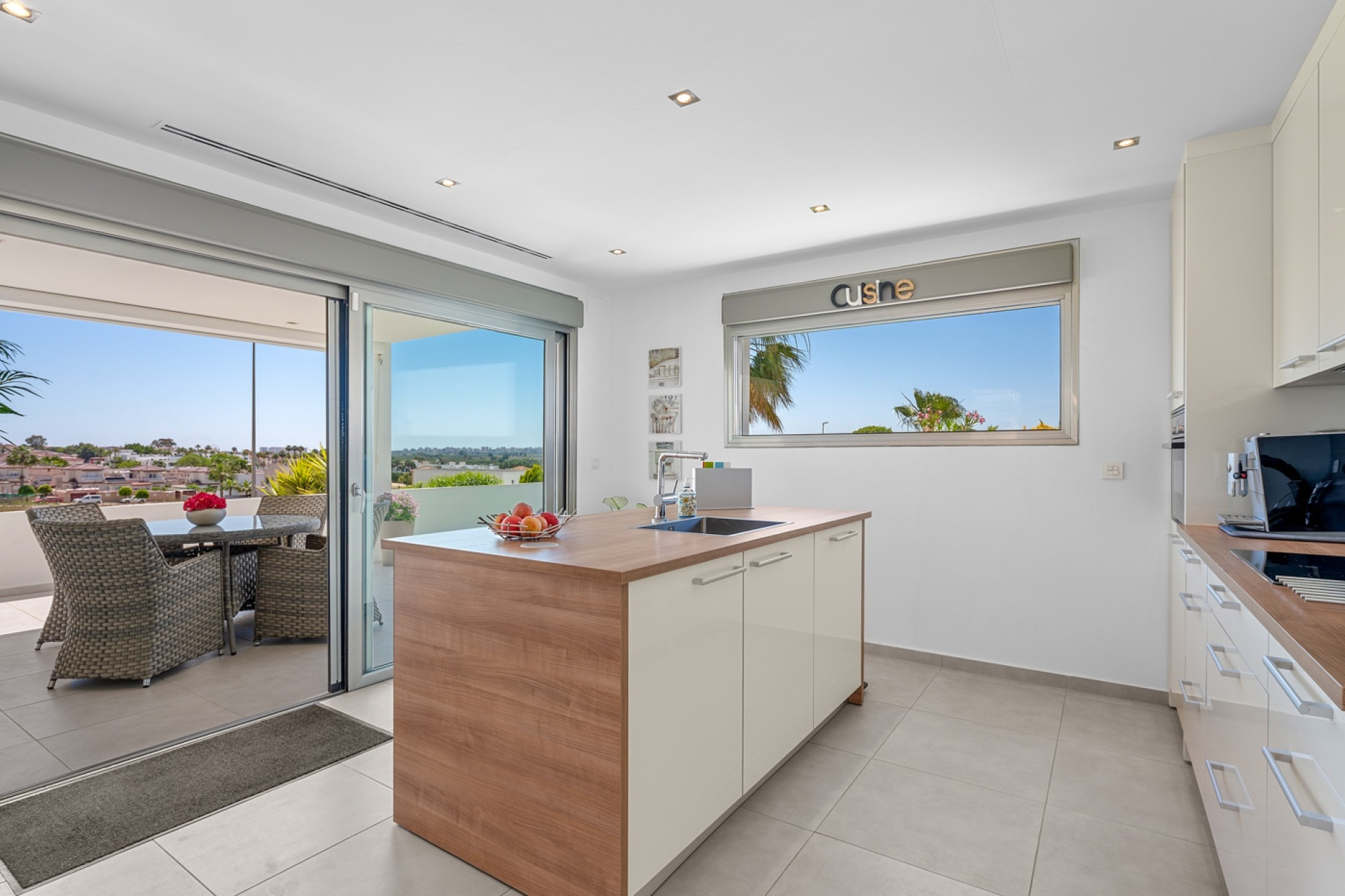 Reventa - 3. Casa indepiende - La Marina - Costa Blanca Sur