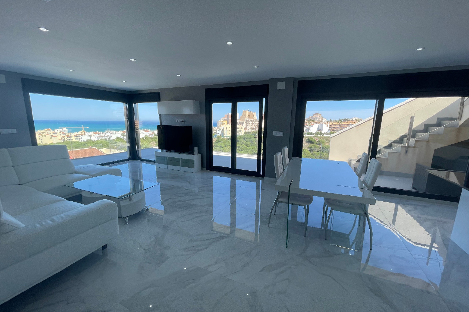 Reventa - 3. Casa indepiende - La Mata - Costa Blanca Sur