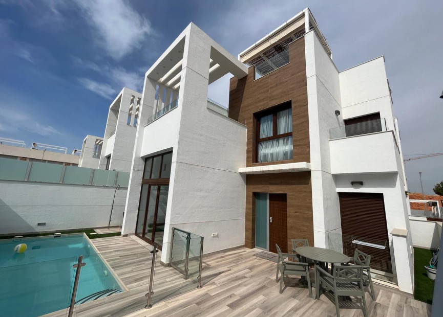 Reventa - 3. Casa indepiende - Los Altos - Costa Blanca Sur