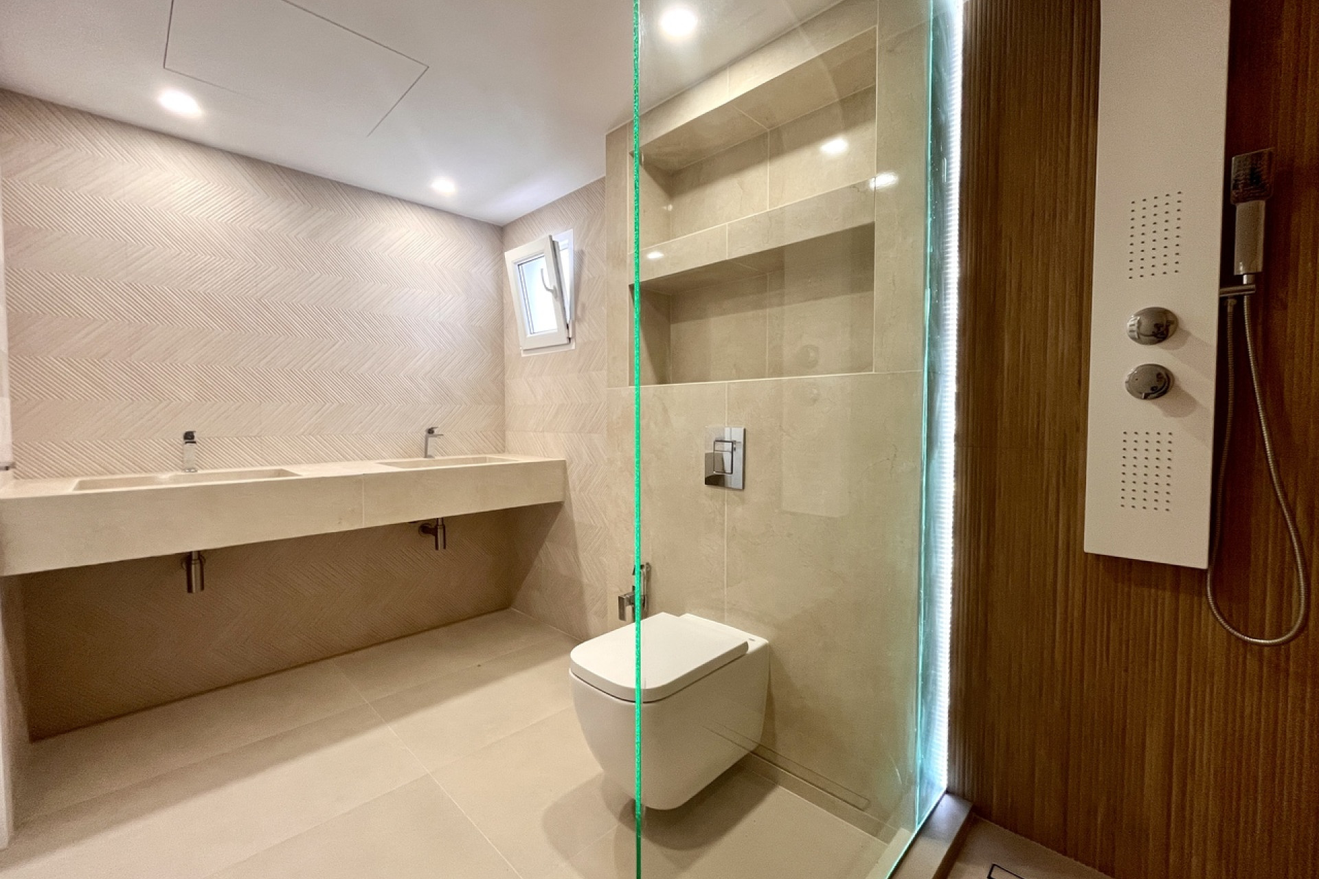 Reventa - 3. Casa indepiende - Los Balcones - Costa Blanca Sur