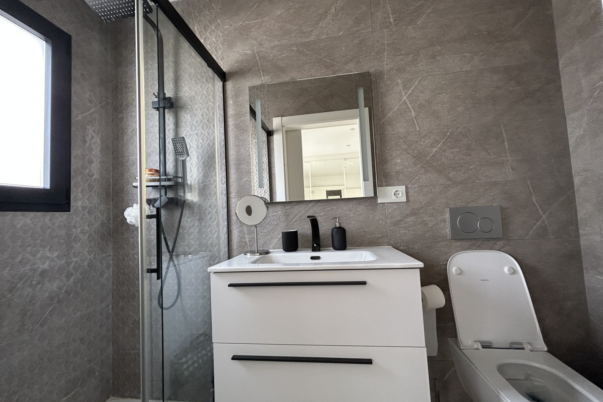 Reventa - 3. Casa indepiende - Los Balcones - Costa Blanca Sur