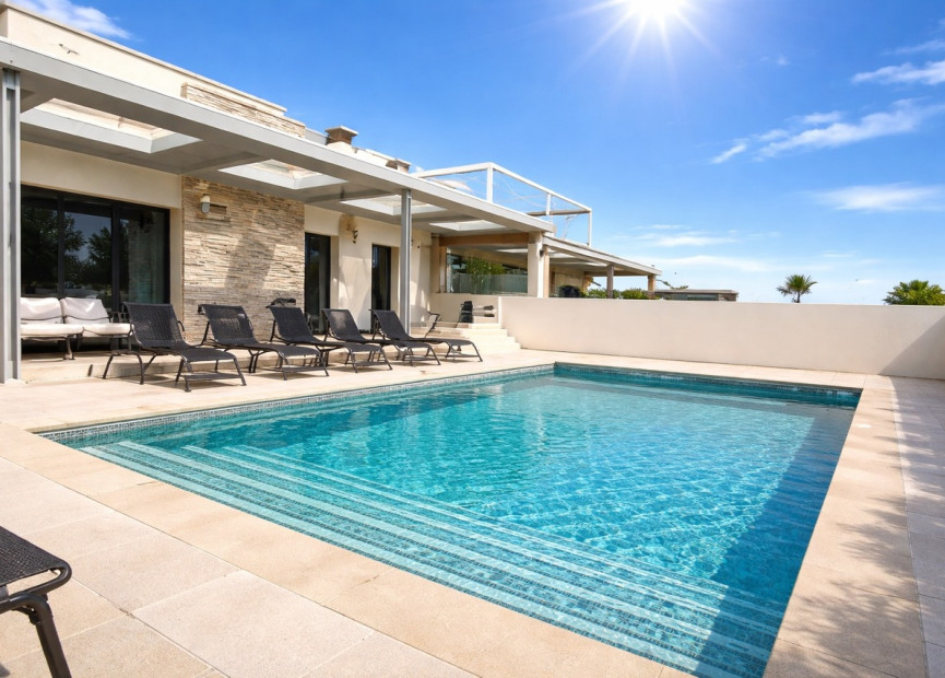 Reventa - 3. Casa indepiende - Los Balcones - Costa Blanca Sur