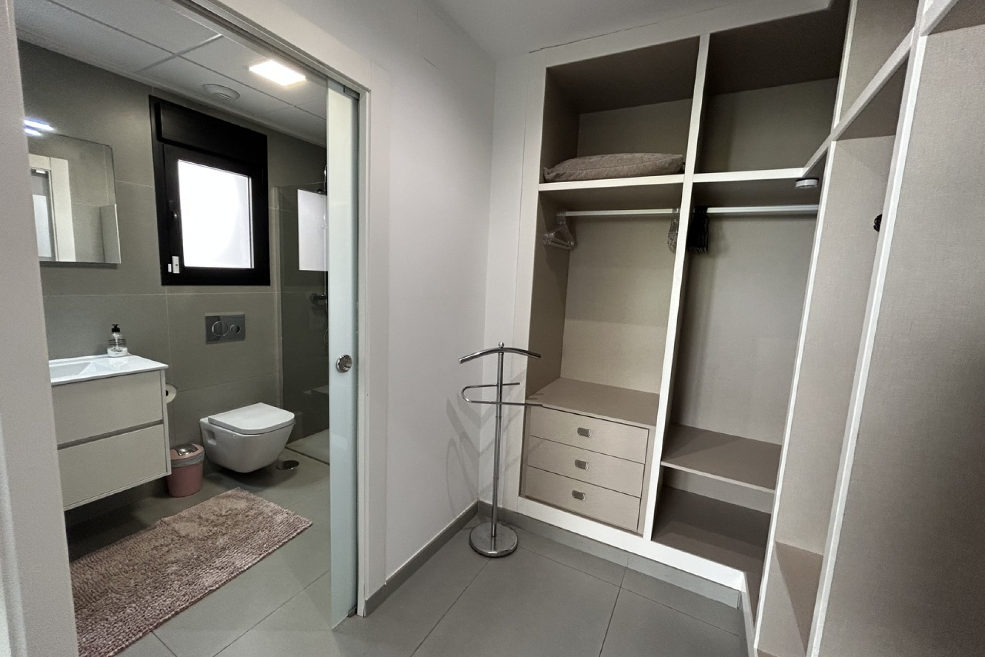 Reventa - 3. Casa indepiende - Los Balcones - Costa Blanca Sur