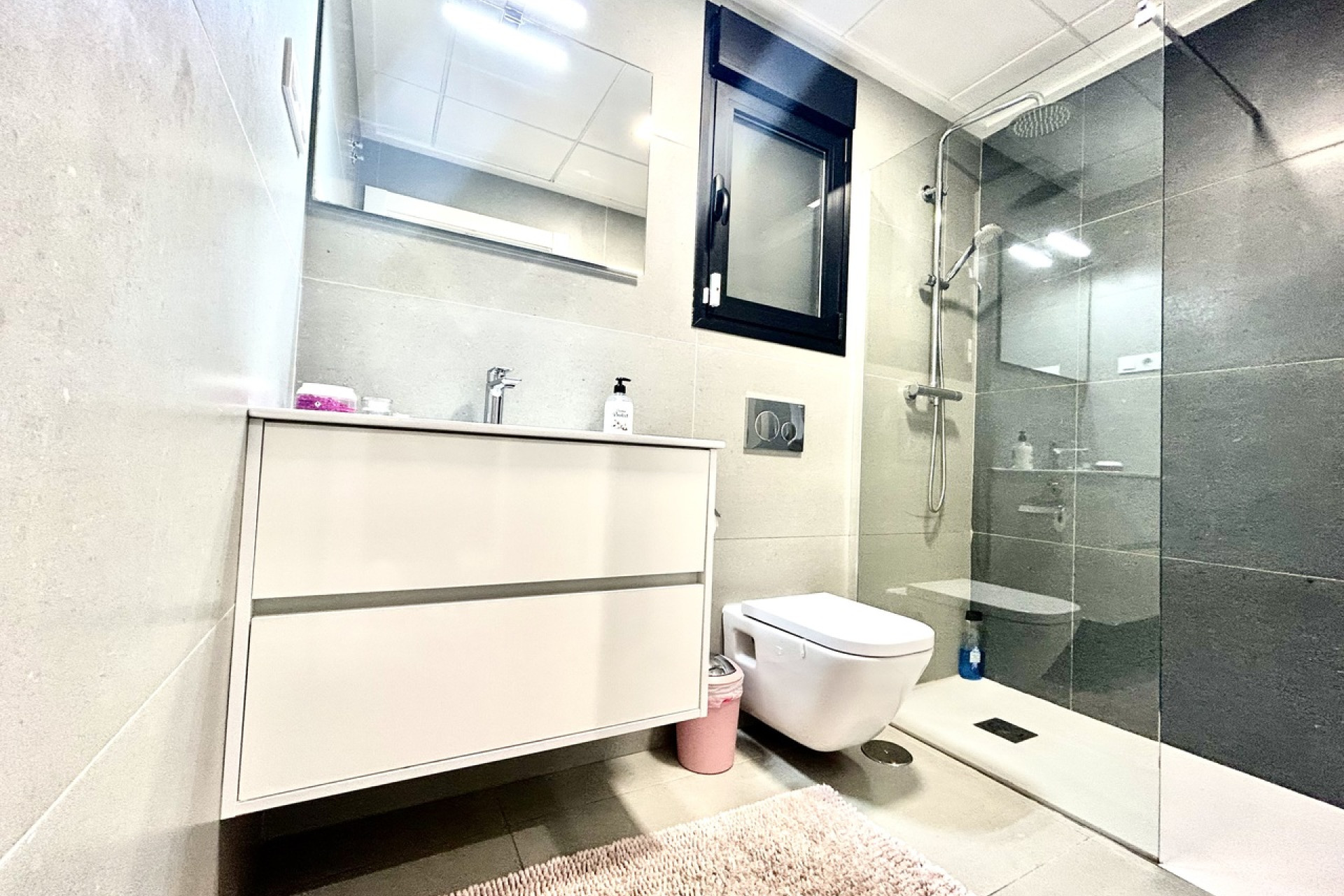 Reventa - 3. Casa indepiende - Los Balcones - Costa Blanca Sur